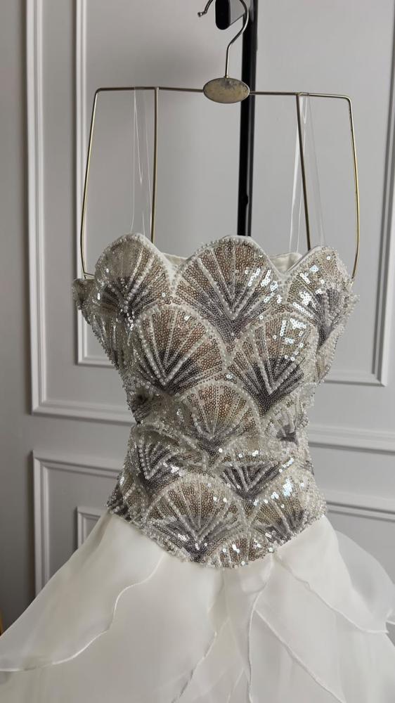 فستان لؤلؤة