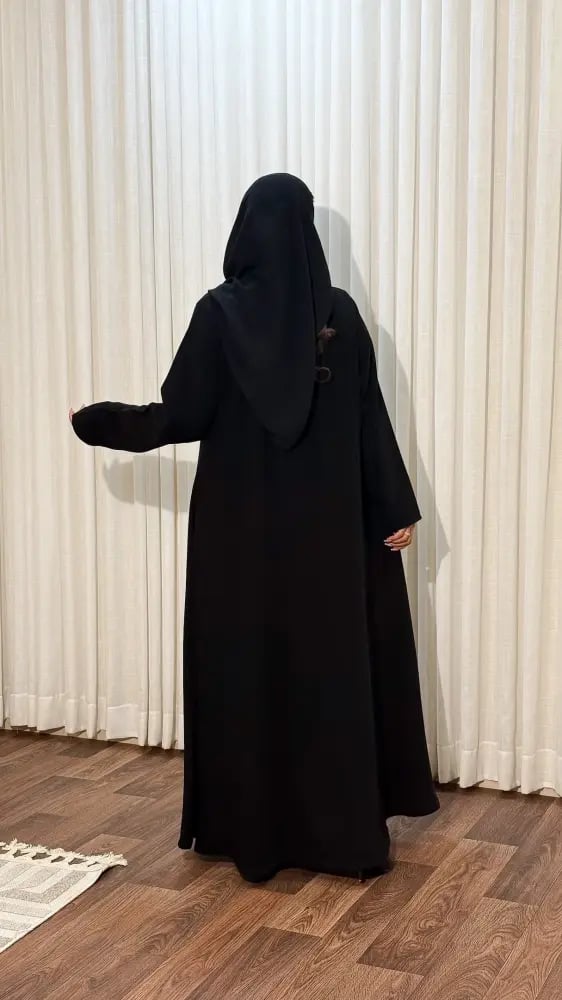 منى