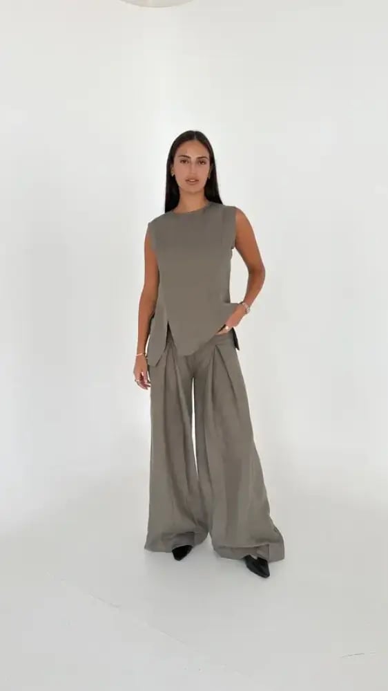 Asymmetrical Linen set B1 - Small green hue beige