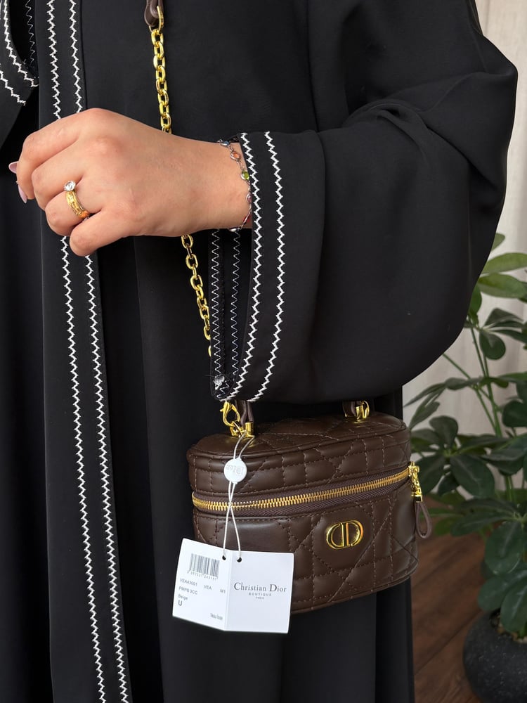 DIOR بني