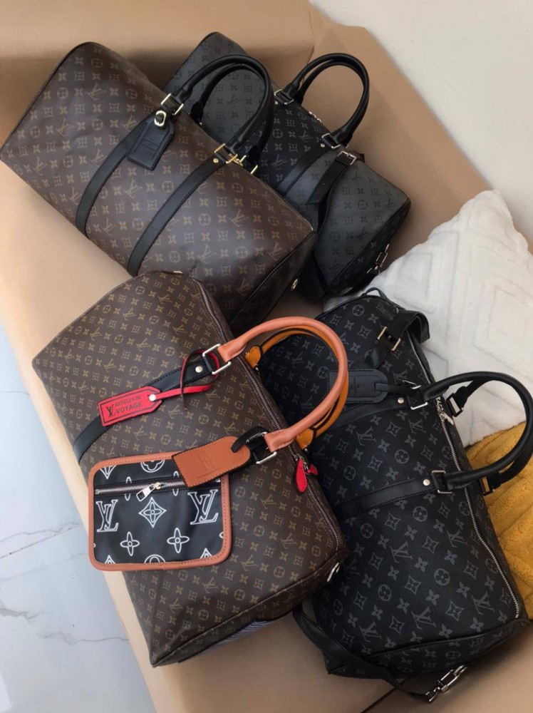 شنطة سفر لويس فيتون