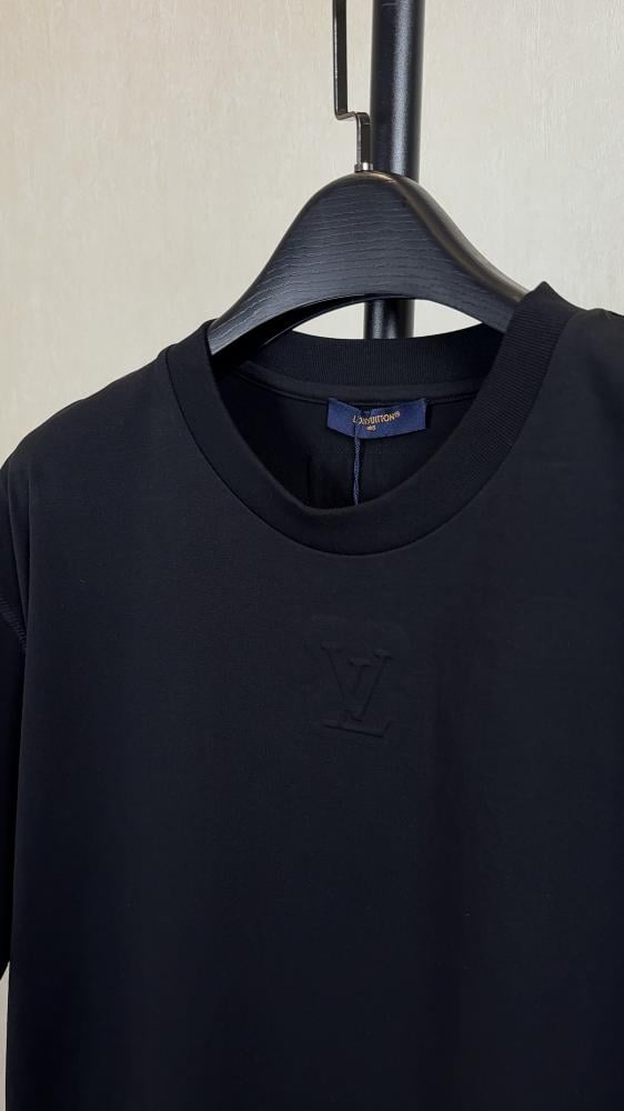LV T-shirt