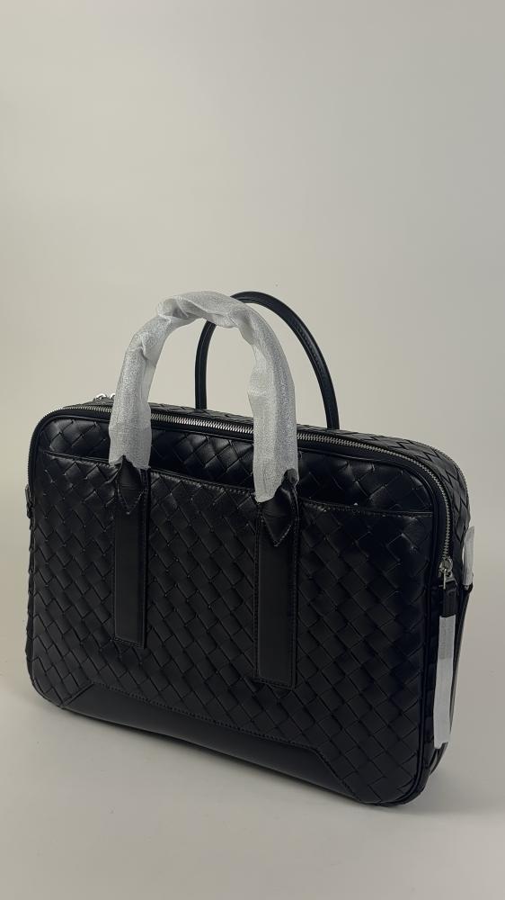 Bottega Venetta 39 cm