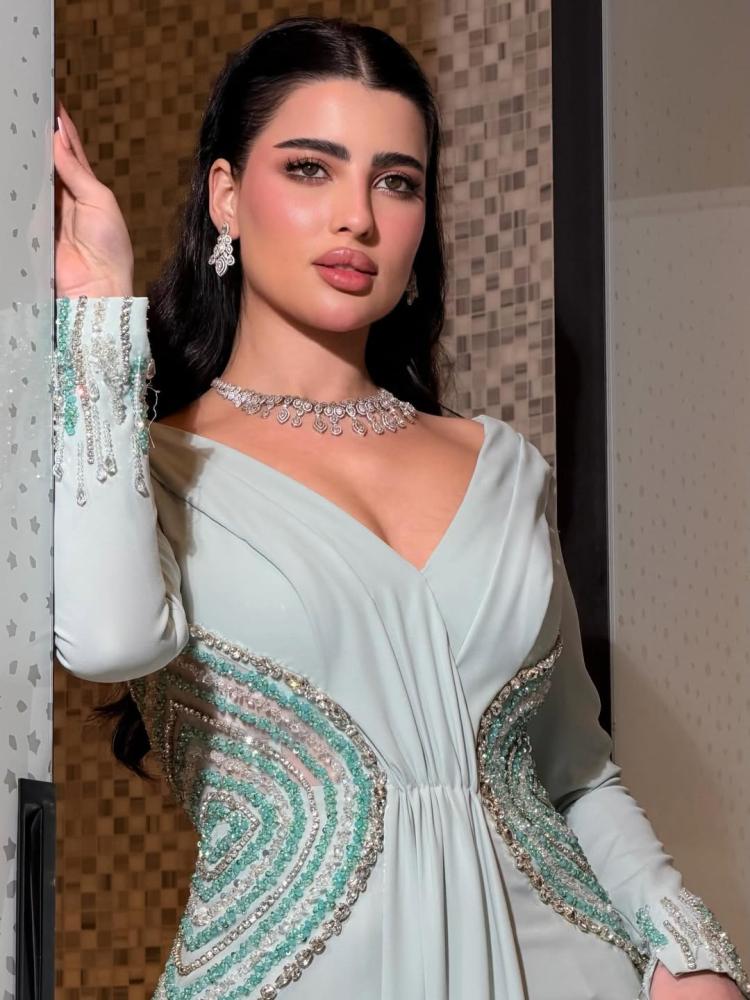 فستان رنا