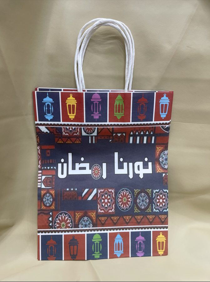 Paper bags consisting of 5