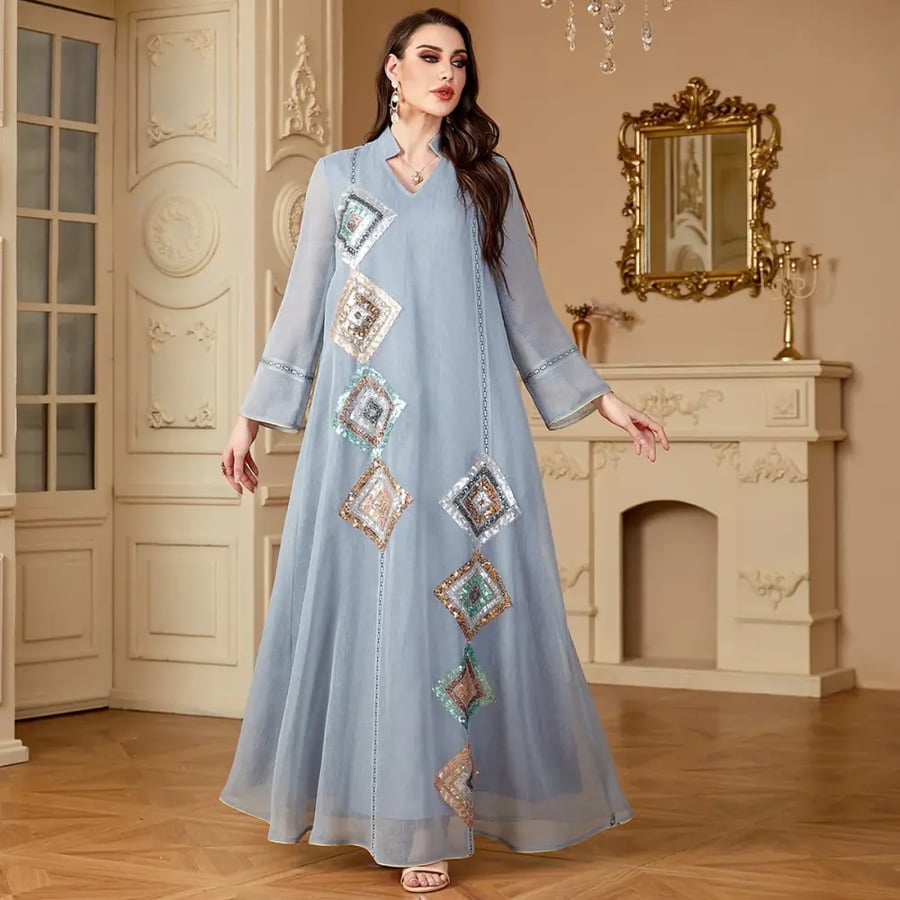 عباية نسائية بالوان