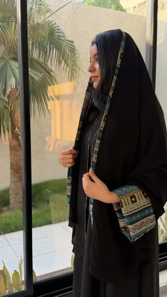 عباية كريب صيفي نص بشت
