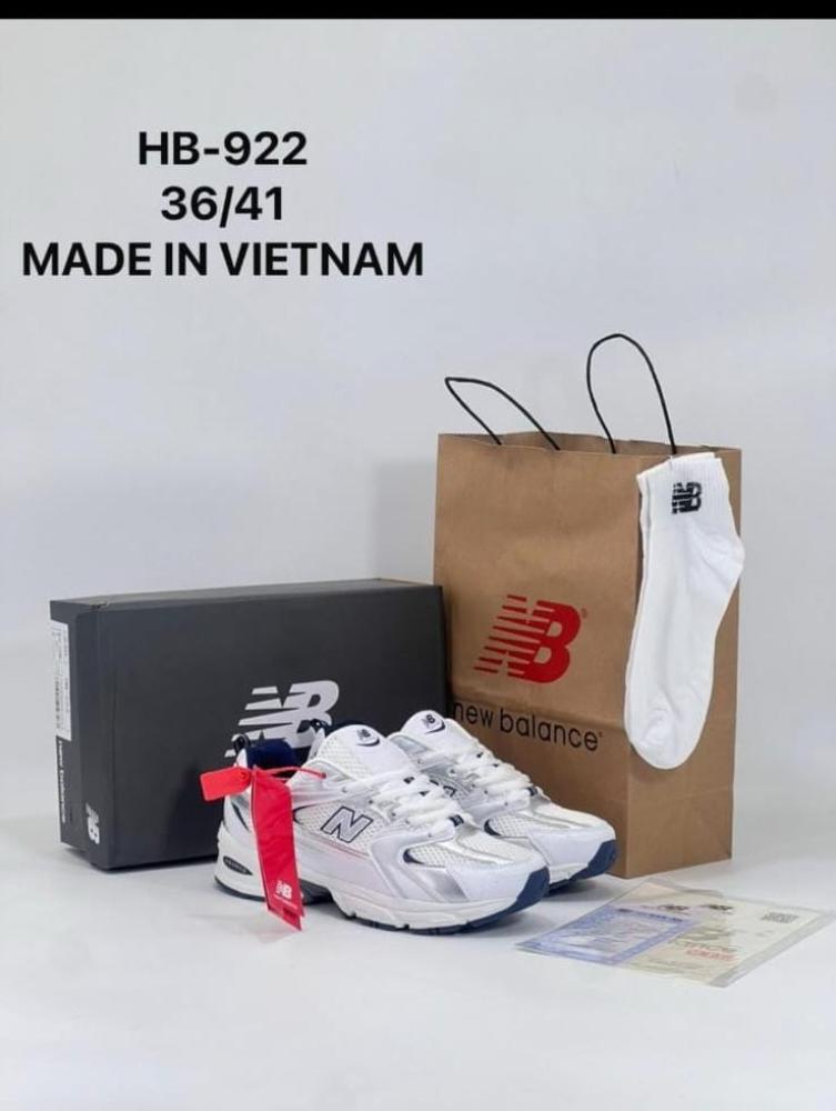 حذاء نسائي من ماركة نيوبلانس New Balance 530-ابيض-كحلي