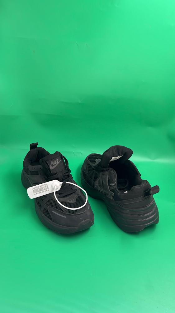 حذاء رجالي من ماركة نايك Nike