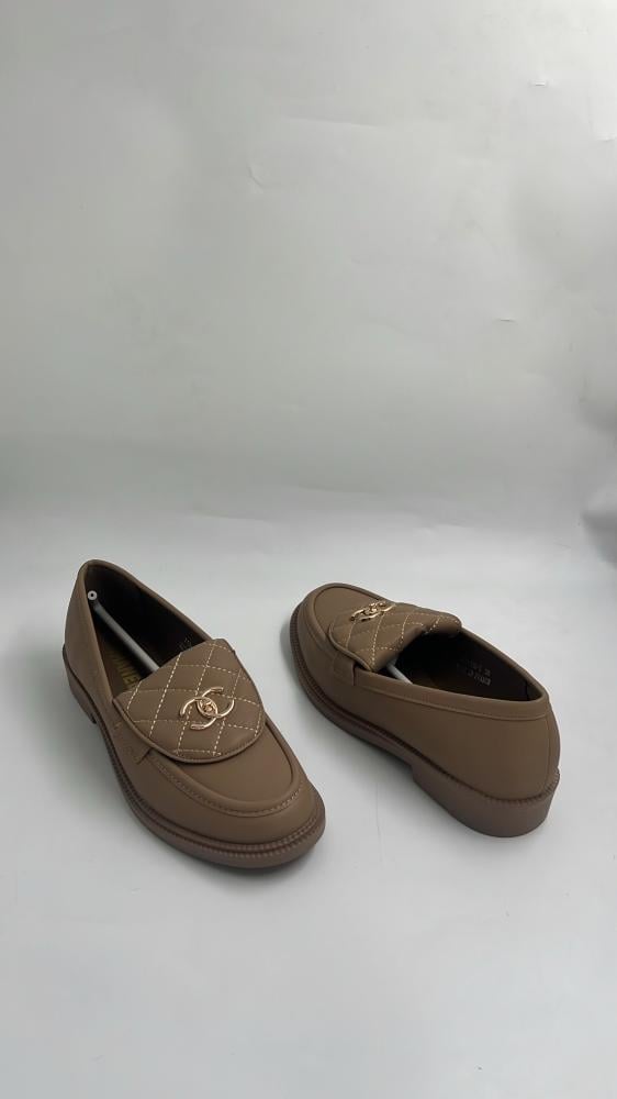 حذاء  نسائي من ماركة شانيل  Chanel