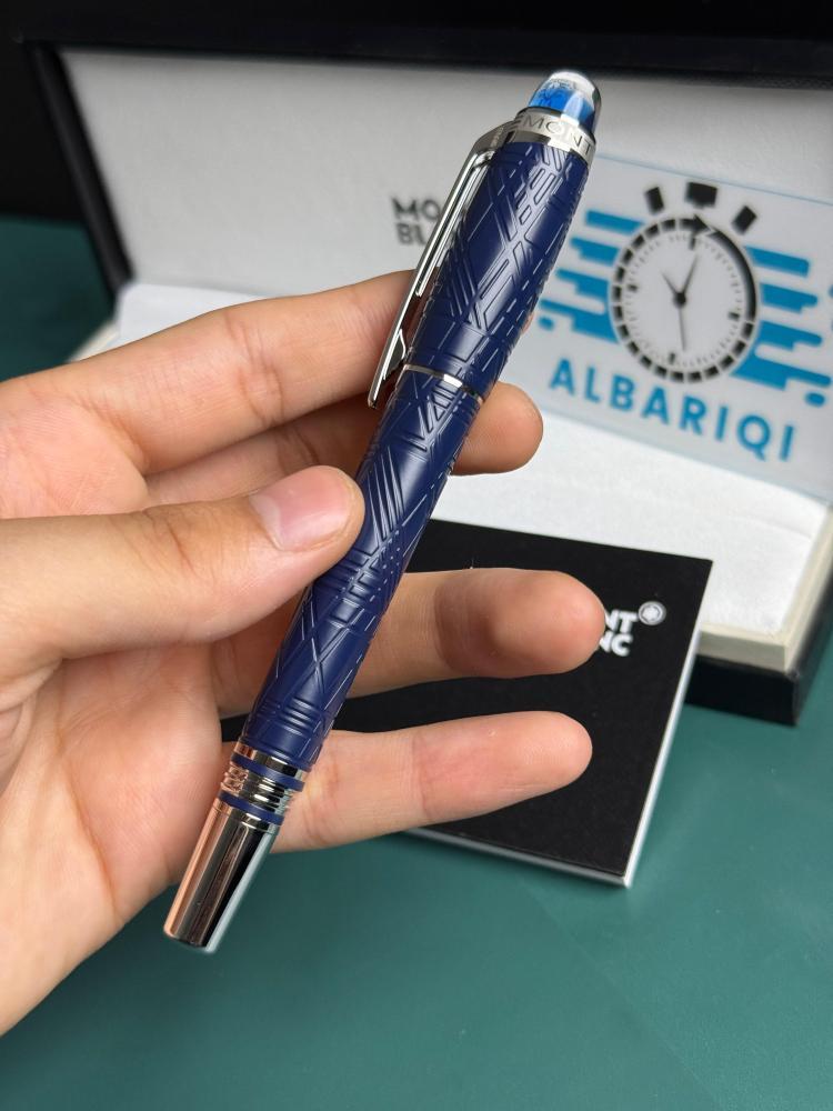 قلم حبر جاف من ماركة مونت بلانك (Mont Blanc)