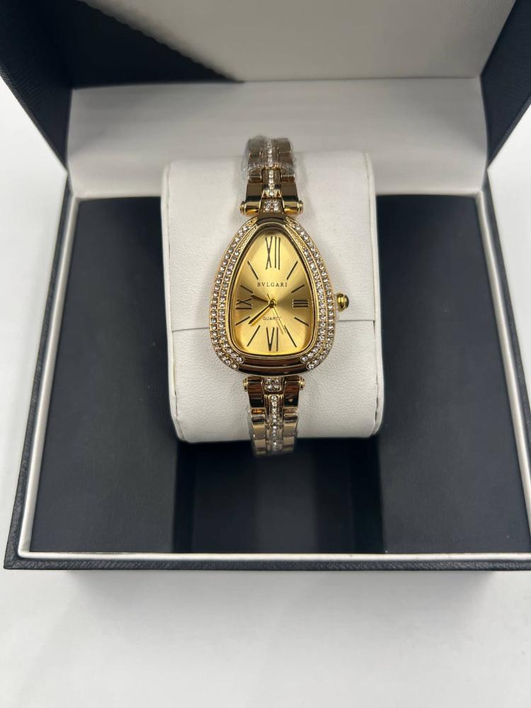 ساعة يد نسائية  من ماركة بولغاري (Bvlgari)