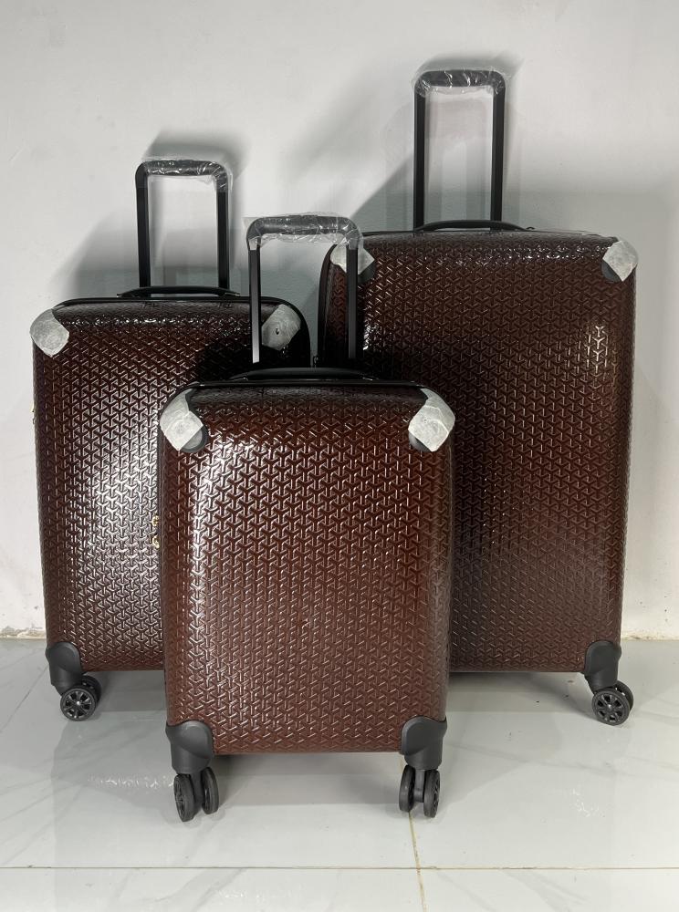 طقم شنط سفر للرجال الأعمال من ماركة جو بارد Goyard