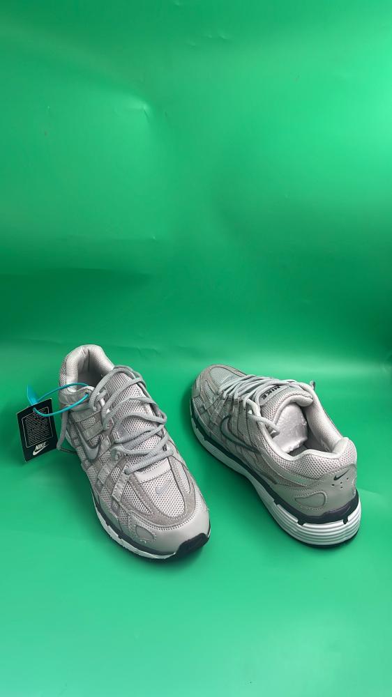 حذاء  رجالي من ماركة نايك Nike