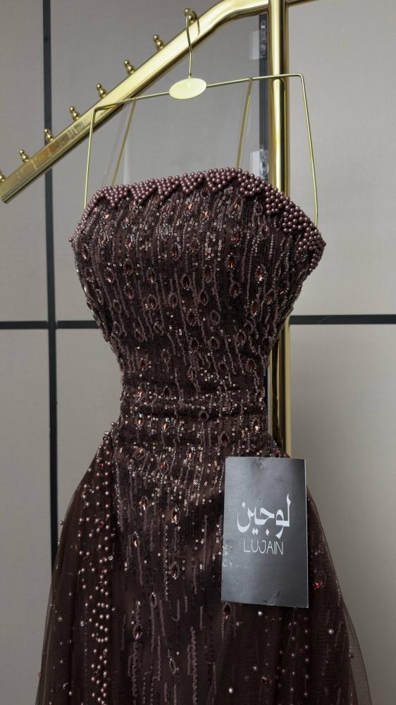 فستان اسوم