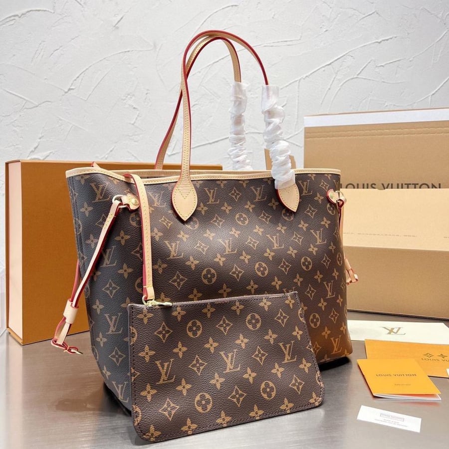 LV Neverfull tote bag