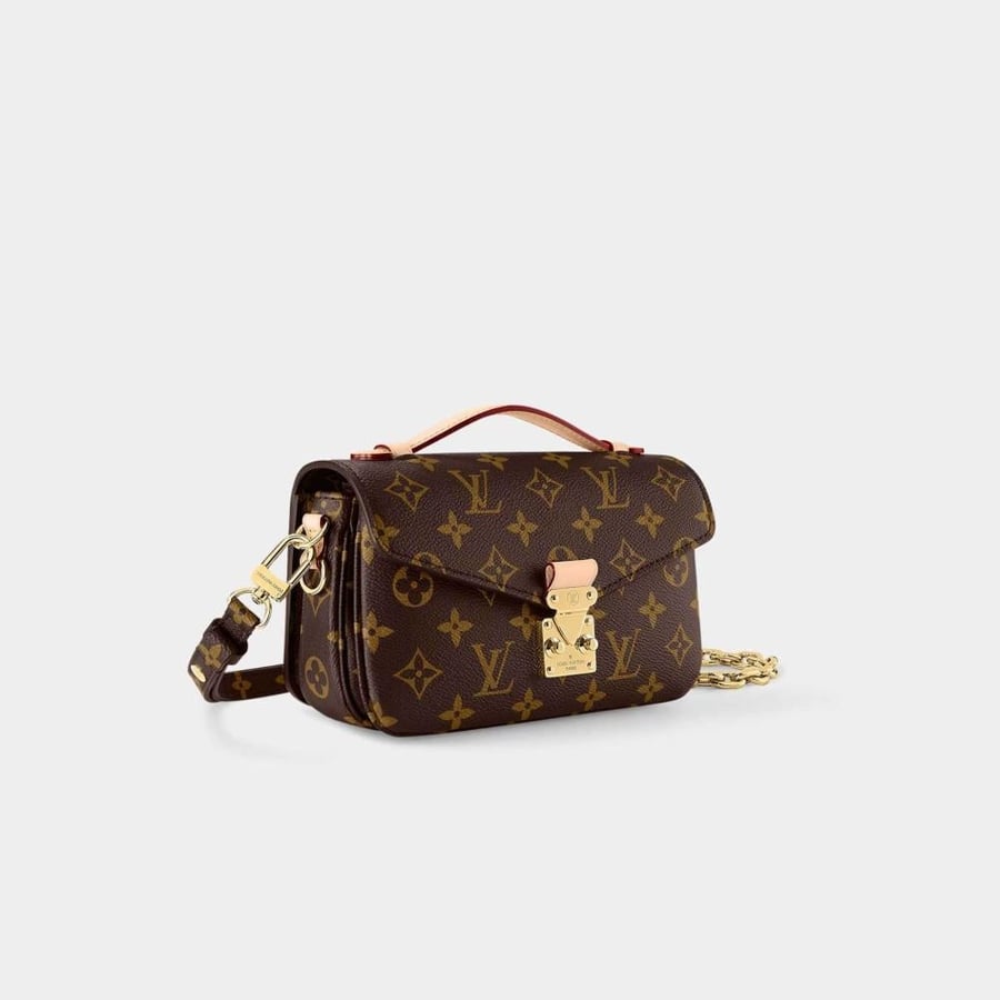 LV Pochette