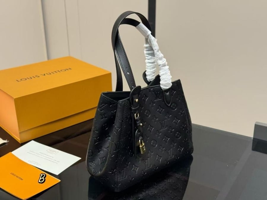 LV All in one PM monogram