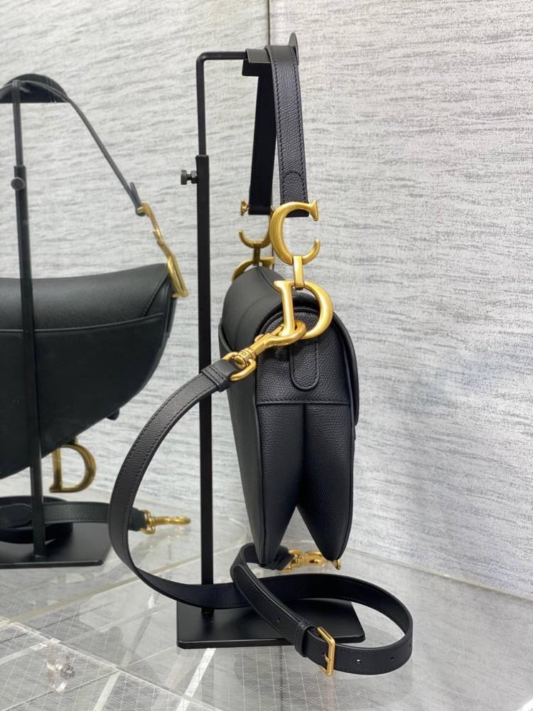 Dior Saddle bag