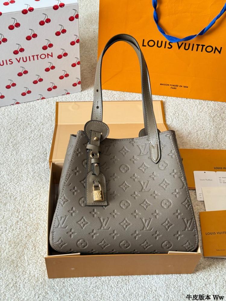 LV All in one PM monogram