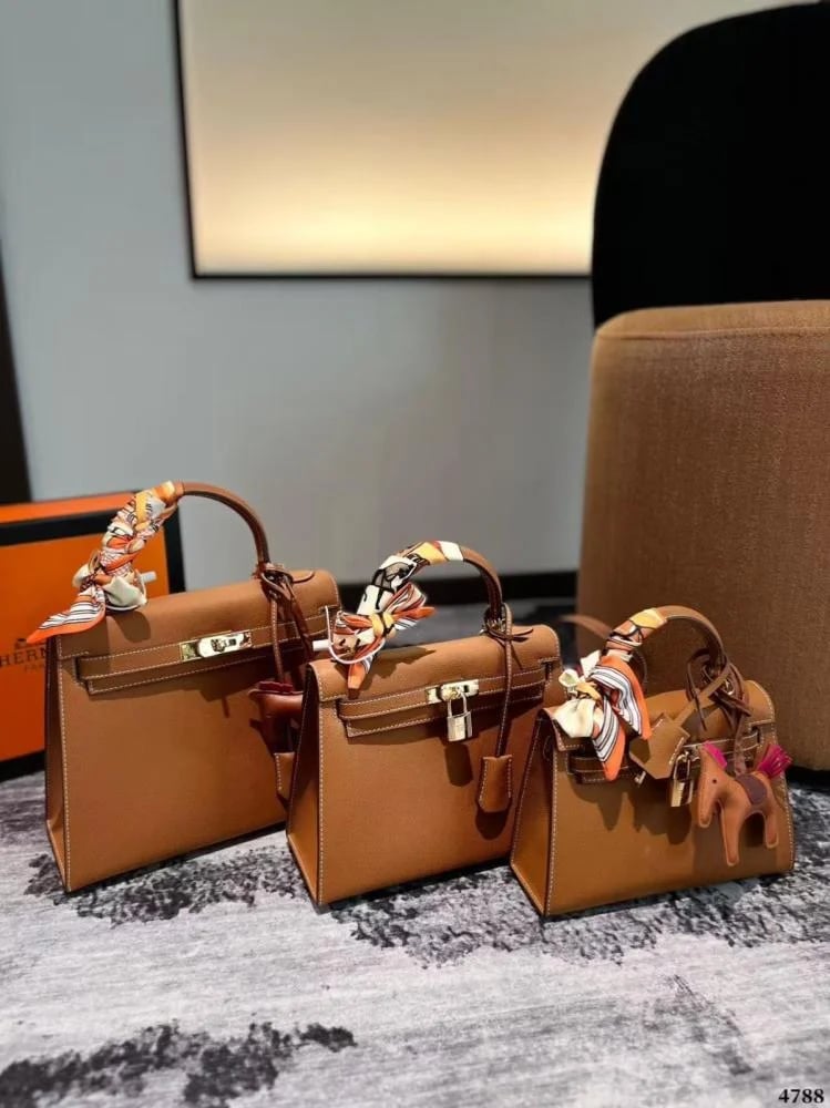 Hermes Kelly