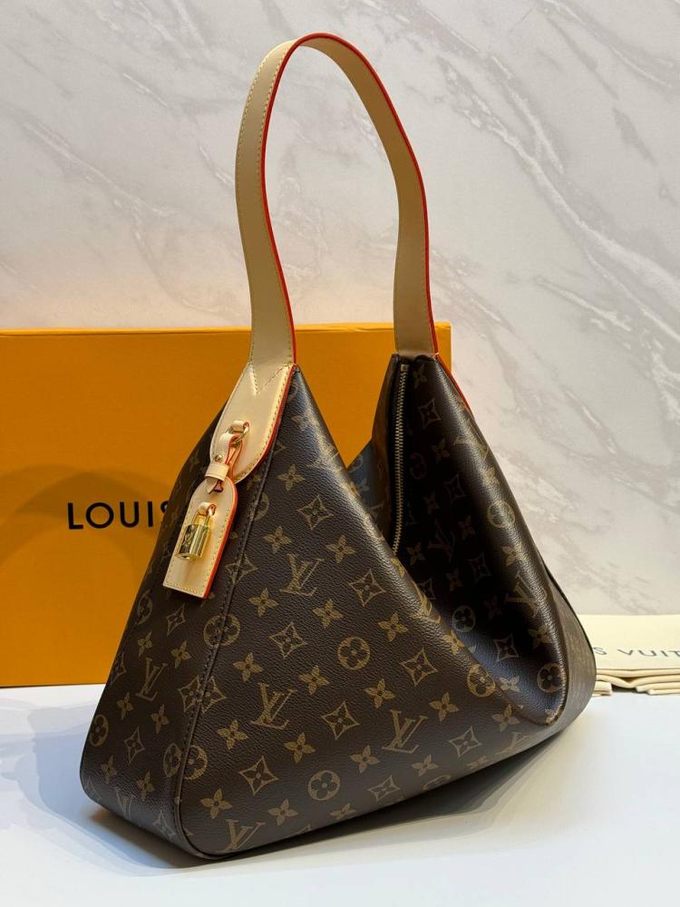 LV Slouchy MM