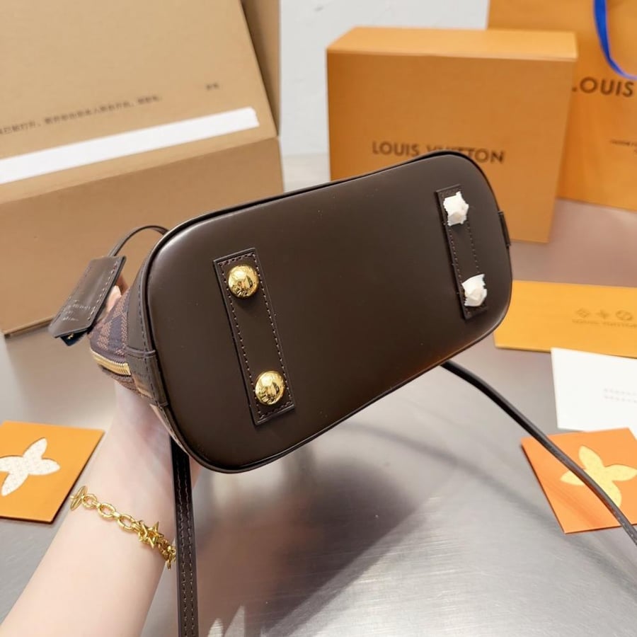 LV Alma BB