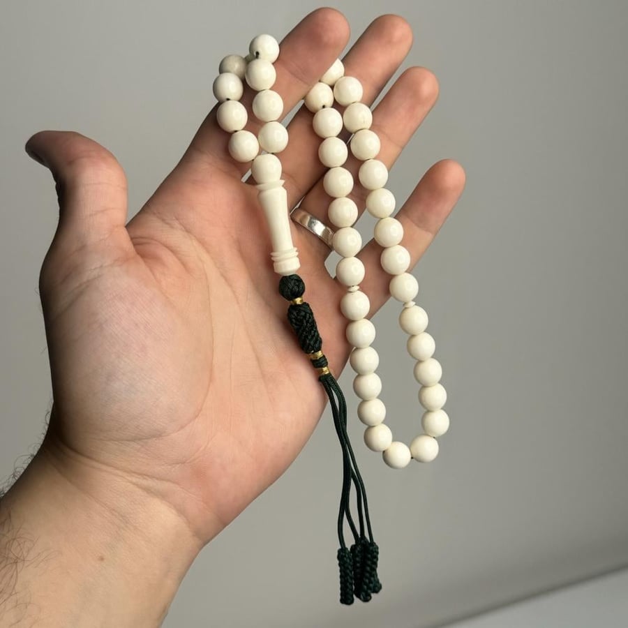 سبحة عظم جمل دائري كركوشة زيتي