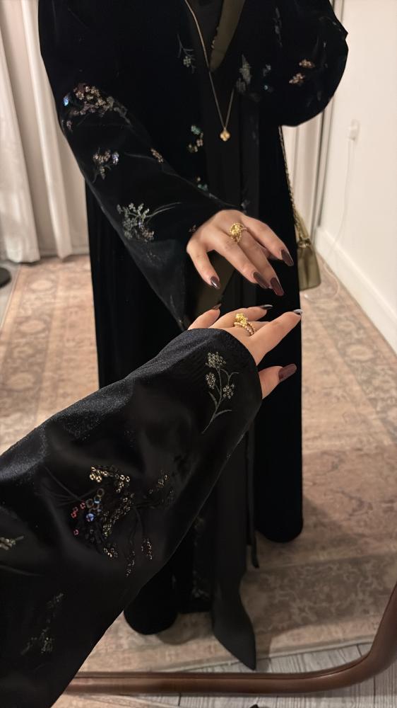 عبايه شتويه مخمل