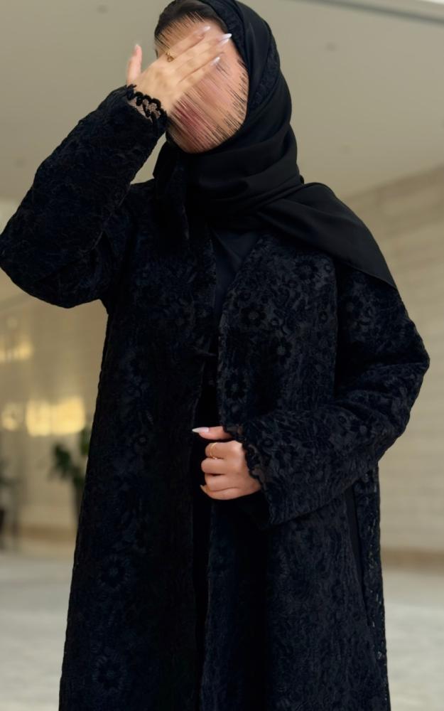 عبايه شتويه مع الطرحه مجاني