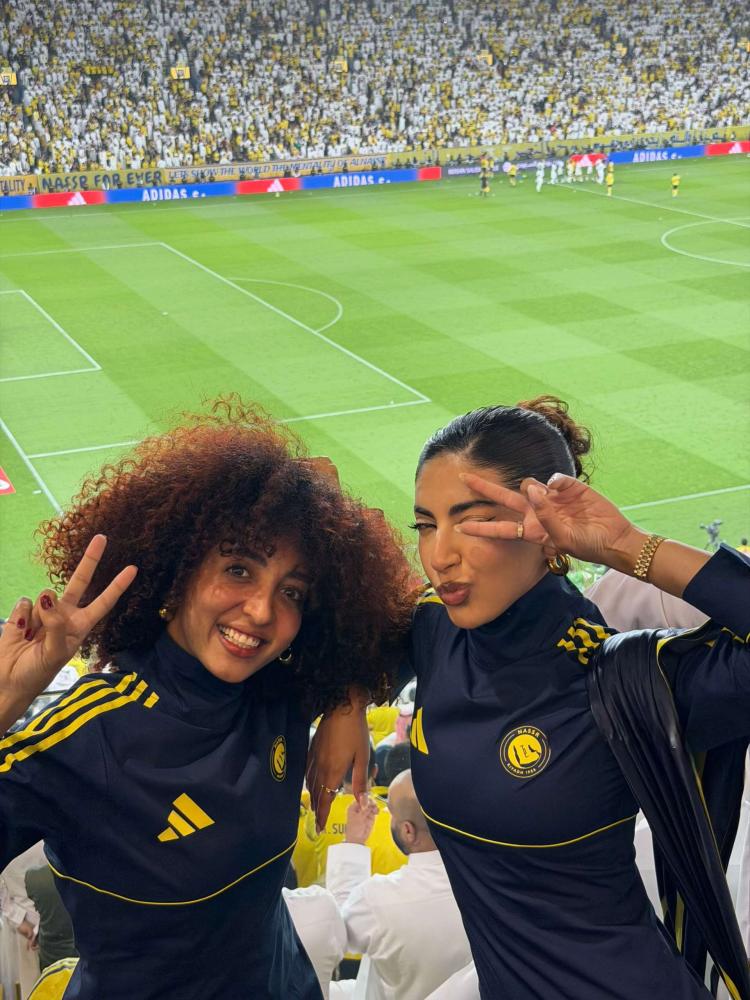 فستان مشجعات نادي النصر الحصري