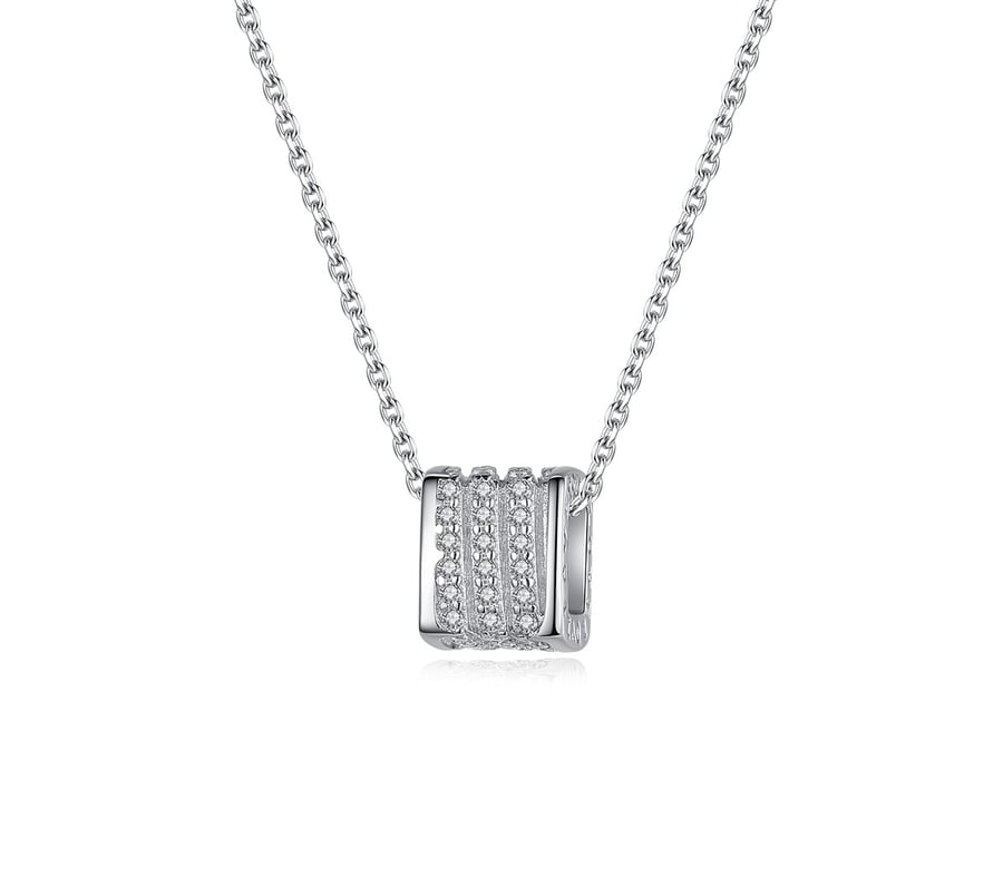 Sterling silver 925 necklace decorated with zircon