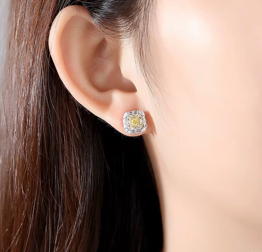 Sterling silver 925 set adorned with yellow topaz stone