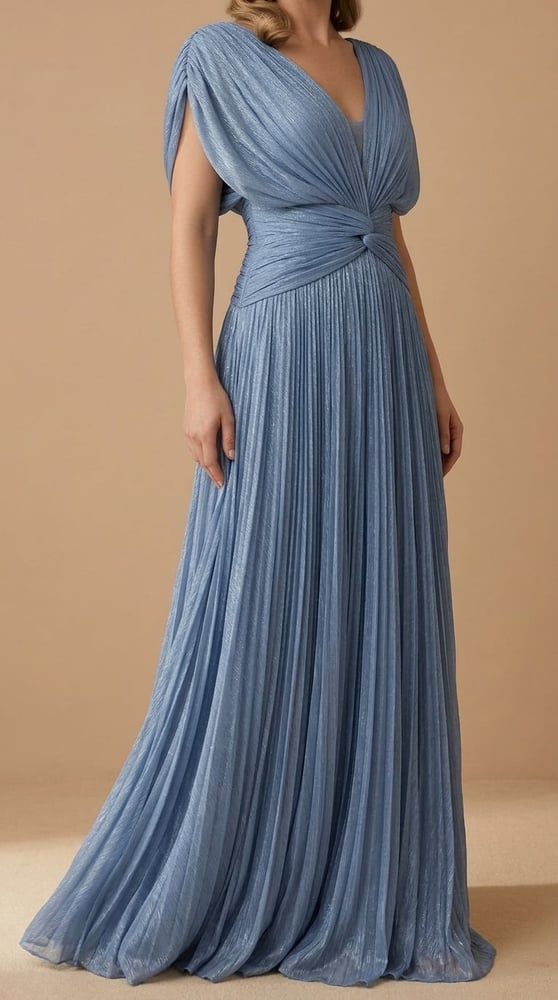 A waist dress with pleats