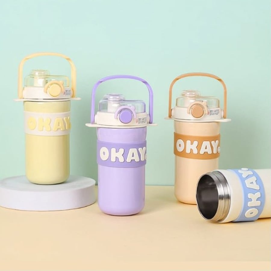 Water bottle Okay in several colors, with a gift (banana holder)