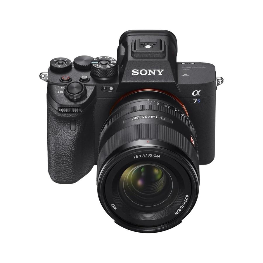 Sony FE 35mm | SEL35F14GM | F1.4 GM | Wide-Angle Prime Lens | Full-Frame E-Mount | Black