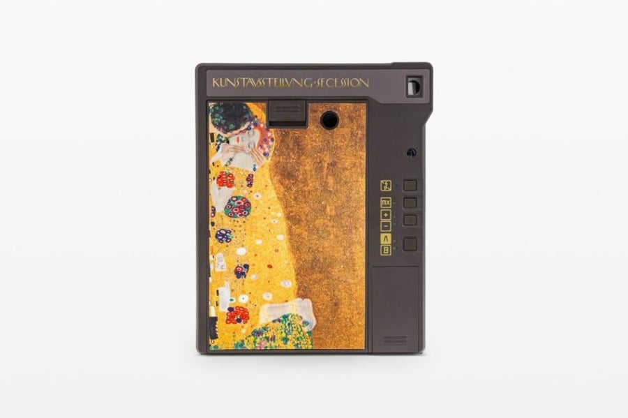 Lomography Lomo Instant Automat & Lenses –Klimt Kiss
