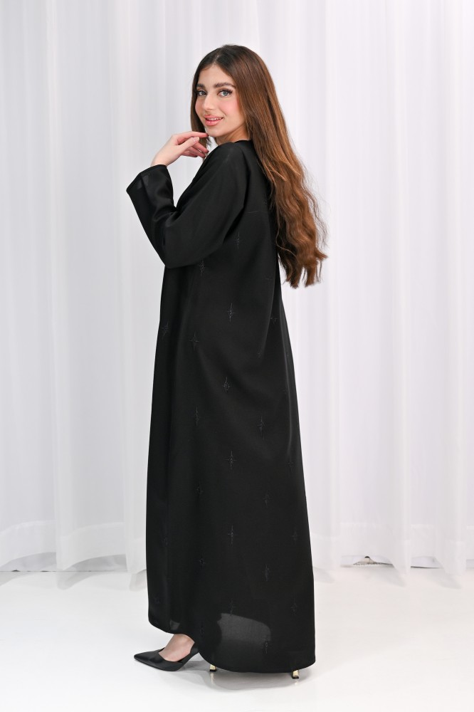 عباية كريب بتطريز اسود