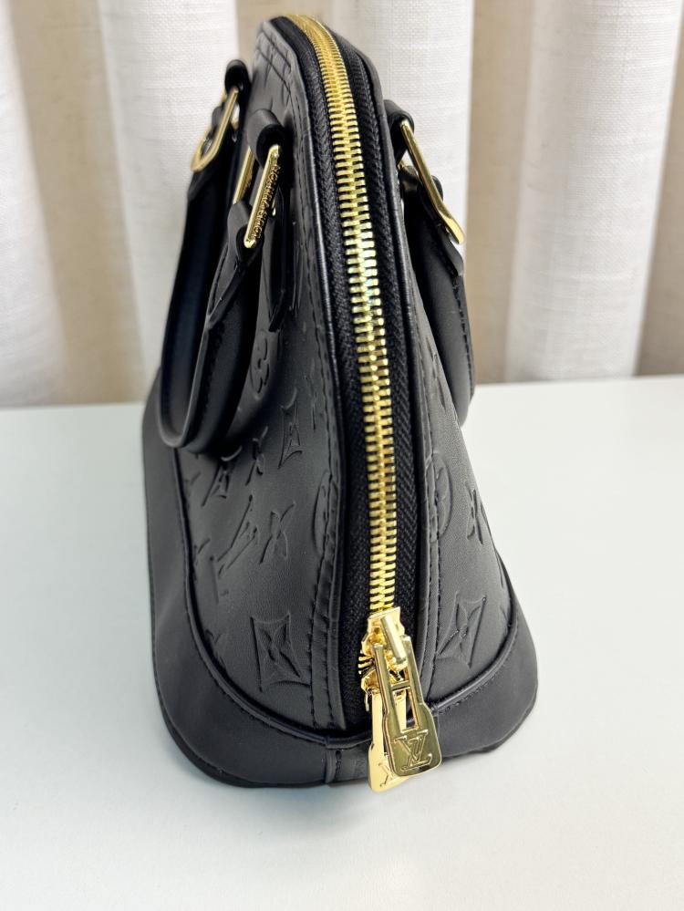 لويس فيتون مقاس 24 cm