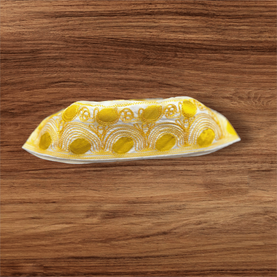 طاقيه جنيهات تطريز