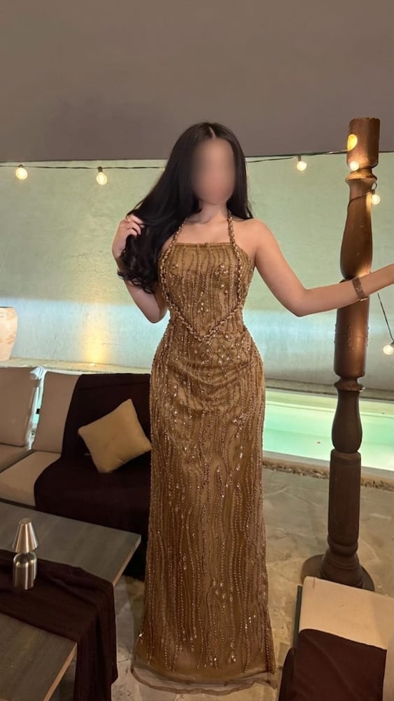 فستان سهرة "توليب" الذهبي المطرّز