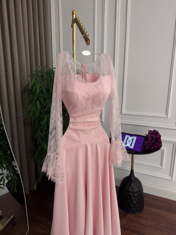 Mayar pink dress