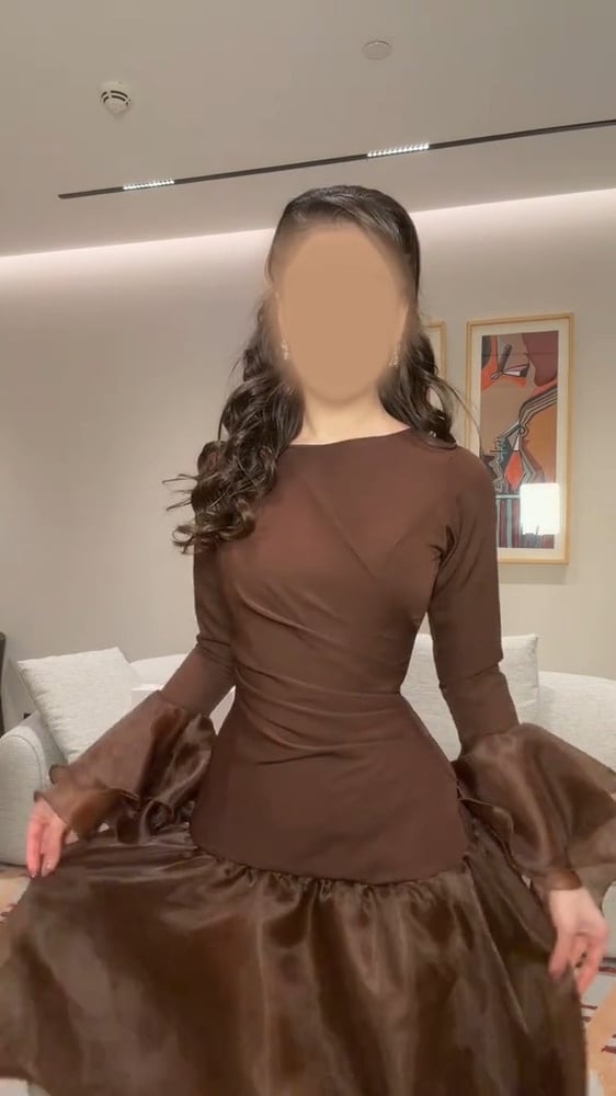 فستان موكا المتمايل