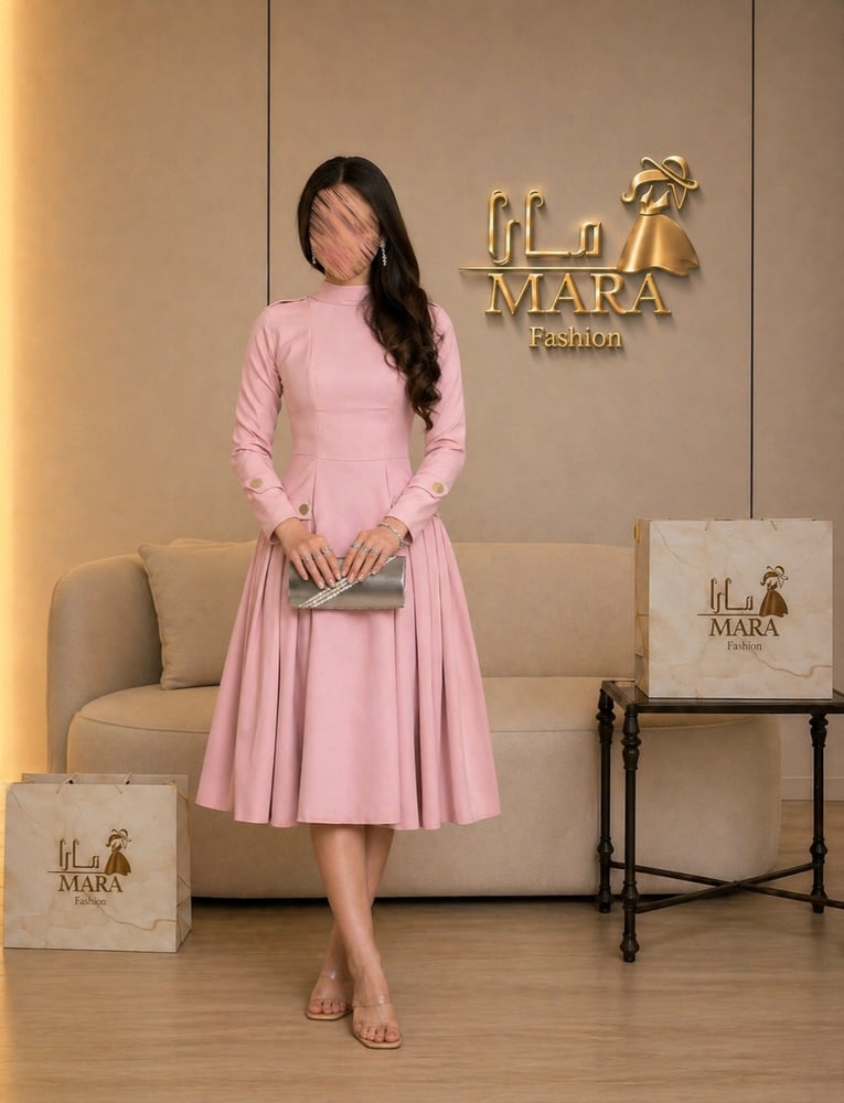 Elegant evening dress in pink color