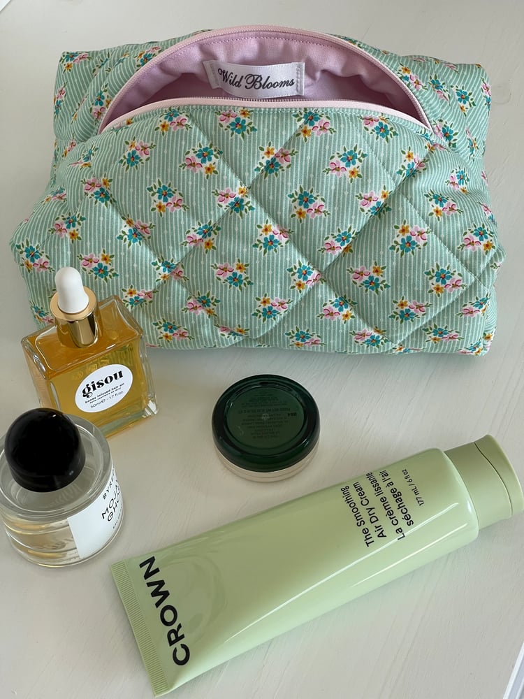GREEN STRIPED FLORAL
