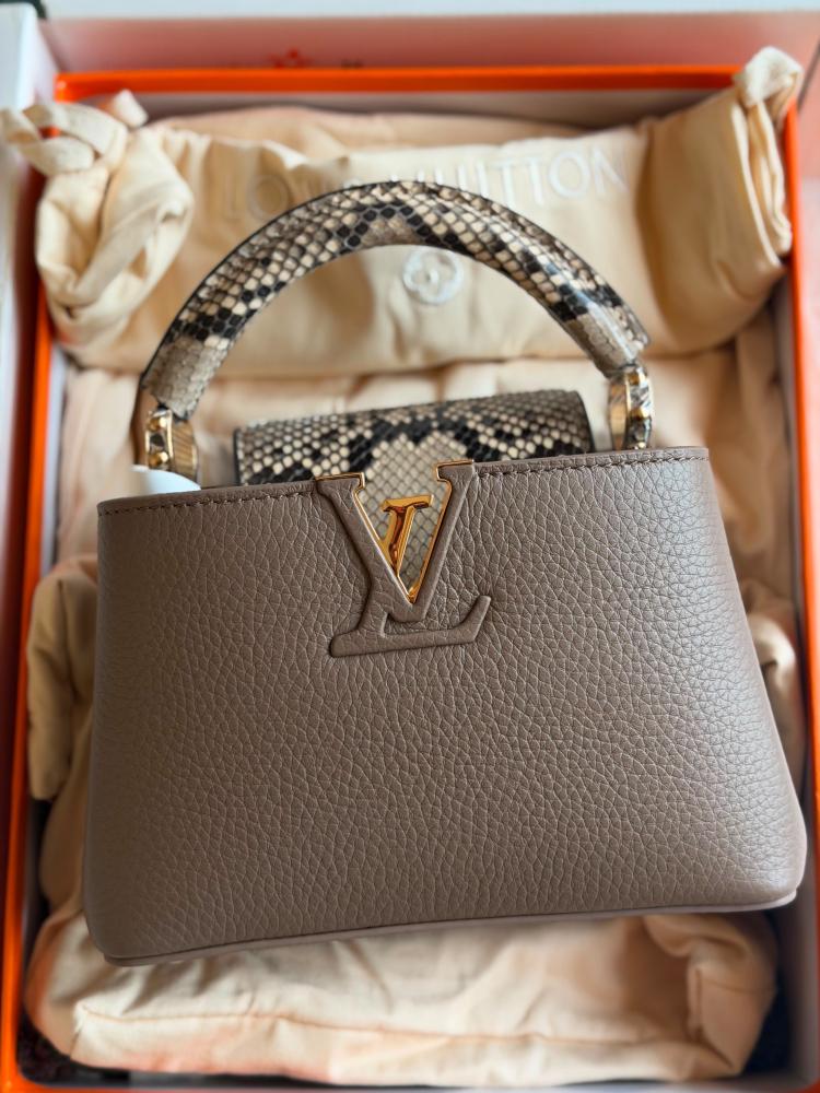 شنطة LV 21cm.