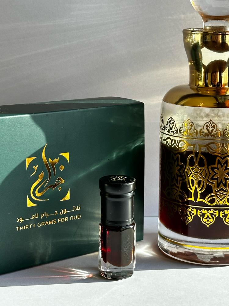 دهن عود كمبودي معتق