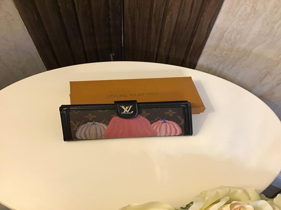 محفظه لويس فيتون