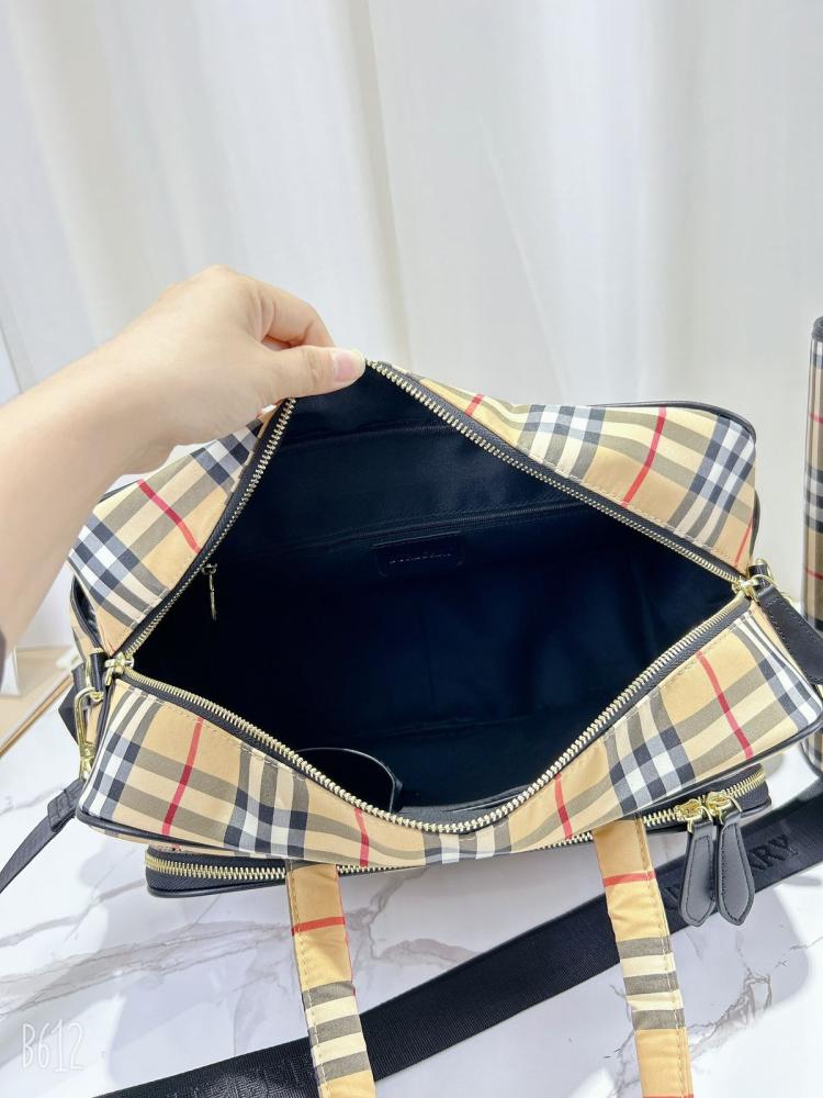Baby bag Burberry