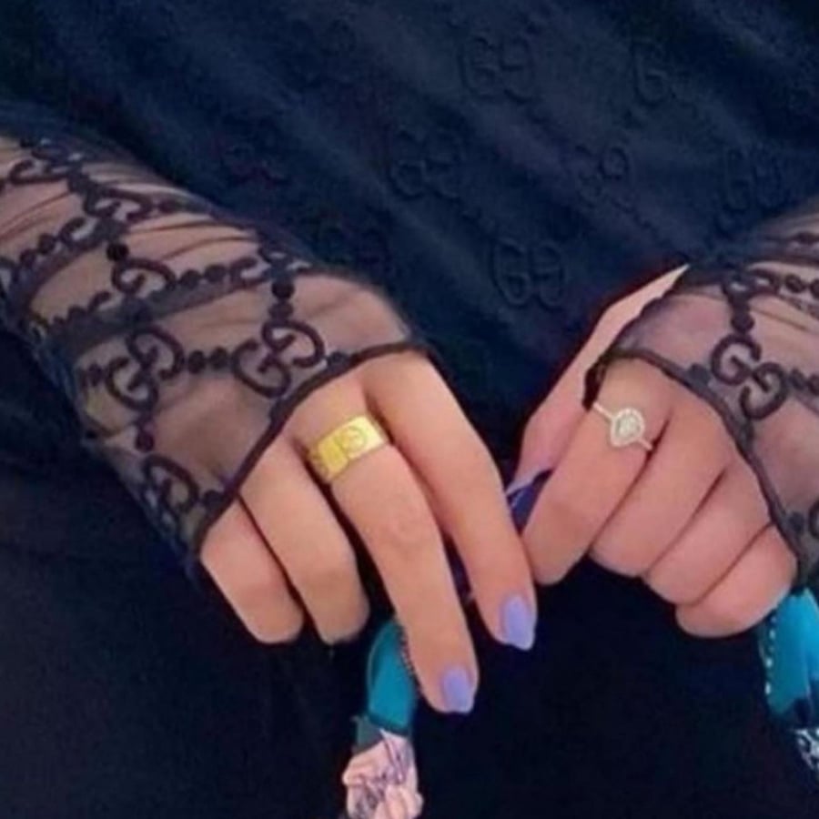بلوزة قوتشي نسائية
